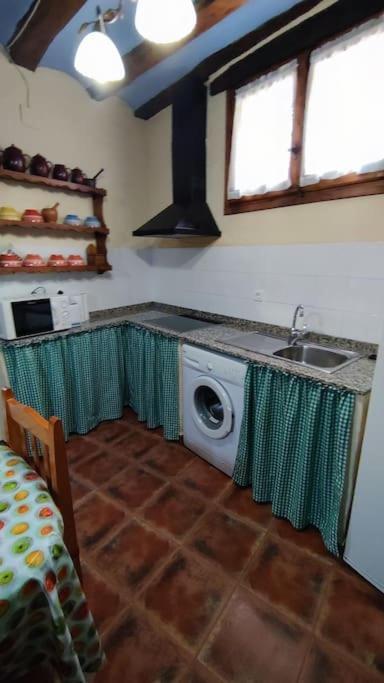 Casa Rural La Criva Crivillen Ngoại thất bức ảnh