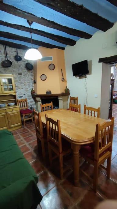 Casa Rural La Criva Crivillen Ngoại thất bức ảnh